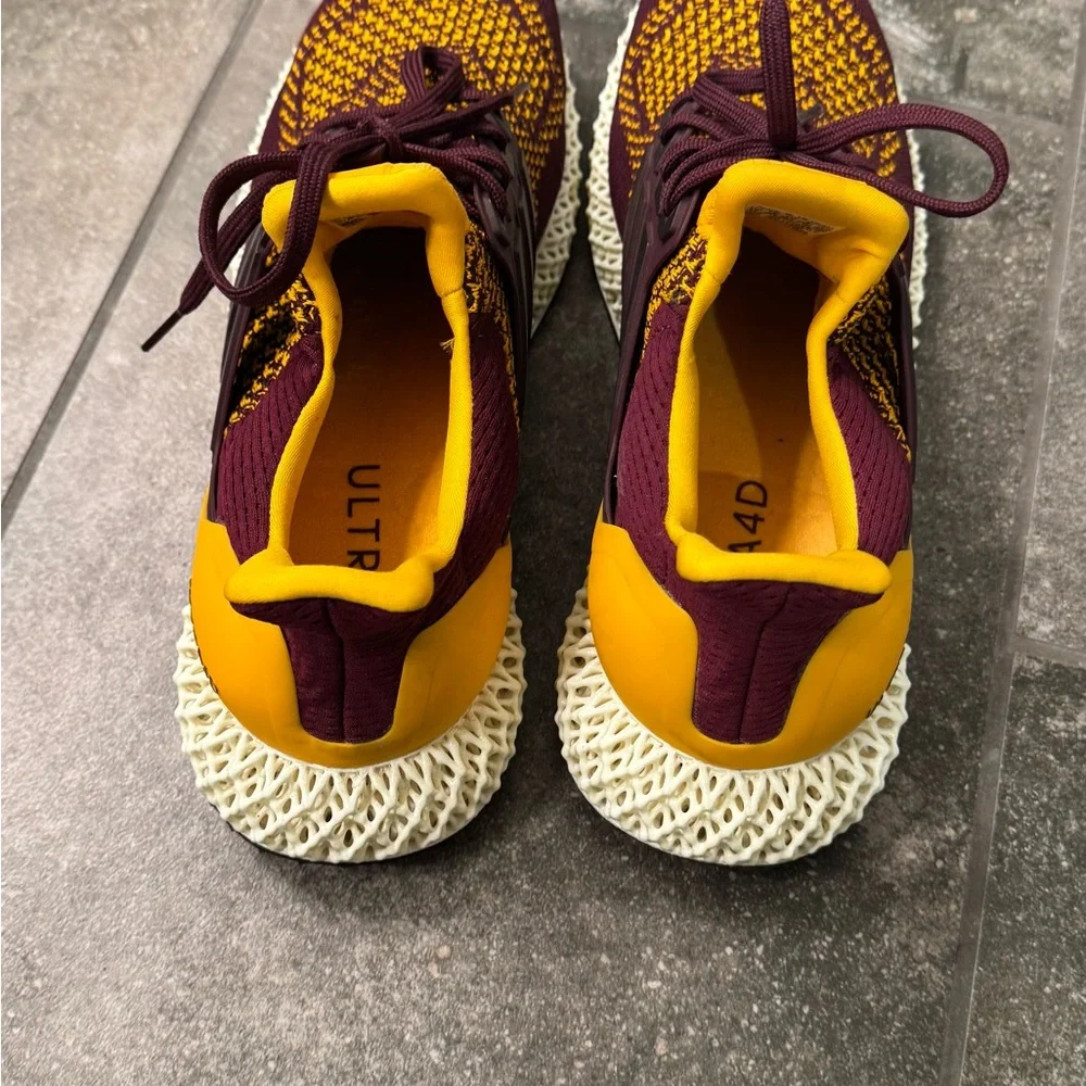 Adidas Burgundy and Gold Running Shoes - Picture 6 of 9